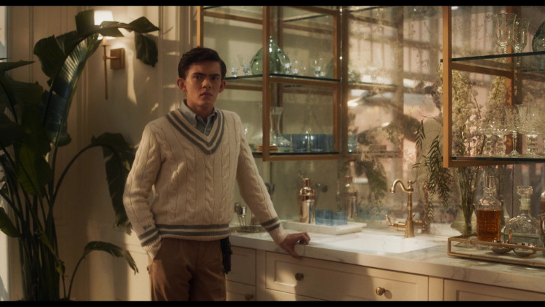 Ralph Lauren Knit Sweater in Agatha All Along S01E03 (2024) - 576296