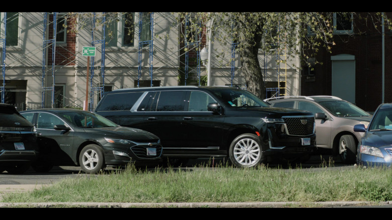 Cadillac Escalade Car and Chevrolet Car (Scene 2) in Emperor of Ocean Park S01E10 (2024) - 570069