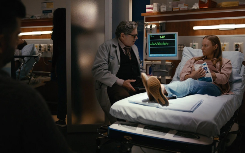 #1091 – ProductPlacementBlog.com – Chicago Med S10E02 (2024) – Product Placement Tracking (Timecode – 00h 18m 10s)