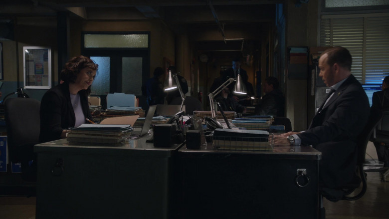 Dell Laptops in Blue Bloods S14E11 "Life Sentence" (2024) - 597185