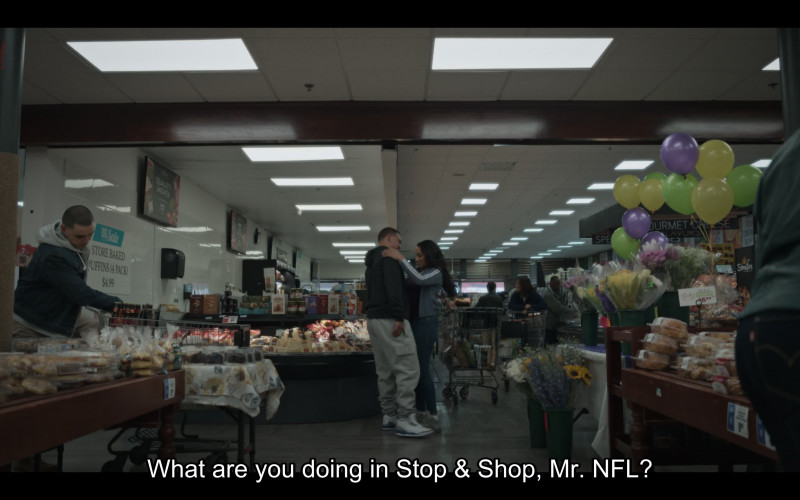 #11 – ProductPlacementBlog.com – American Sports Story S01E04 (2024) – Verbal Product Placement Tracking (Timecode – 00h 34m 01s)