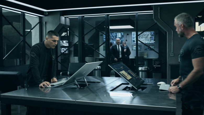 Microsoft Surface Studio AIO Computers (Scene 1) in S.W.A.T. S08E02 "Gang Unit" (2024) - 602932