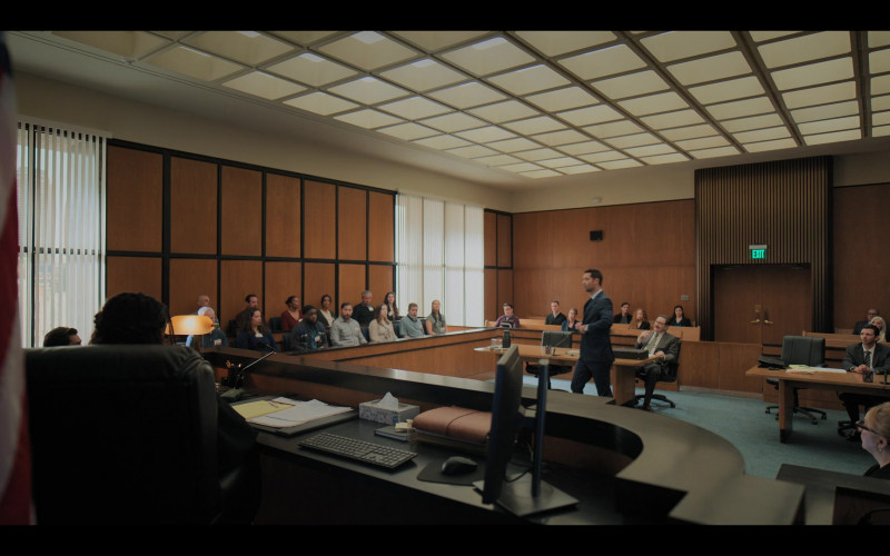 #1121 – ProductPlacementBlog.com – The Lincoln Lawyer S03E07 (2024) – Product Placement Tracking (Timecode – 00h 18m 40s)