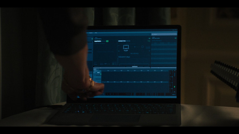 Microsoft Surface Laptop (Scene 2) in The Old Man S02E06 "XIII" (2024) - 589091