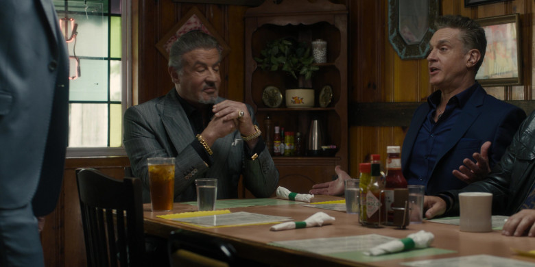 Tabasco Sauce in Tulsa King S02E06 "Navigator" (2024) - 598109