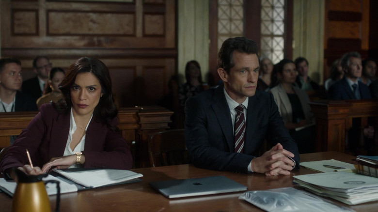 Apple MacBook Laptops in Law and Order S24E02 "The Perfect Man" (2024) - 588971