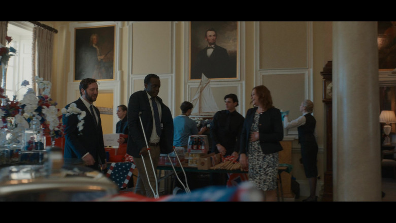 Tattinger, Coca-Cola, Budweiser in The Diplomat S02E03 "The Ides of March" (2024) - 605880