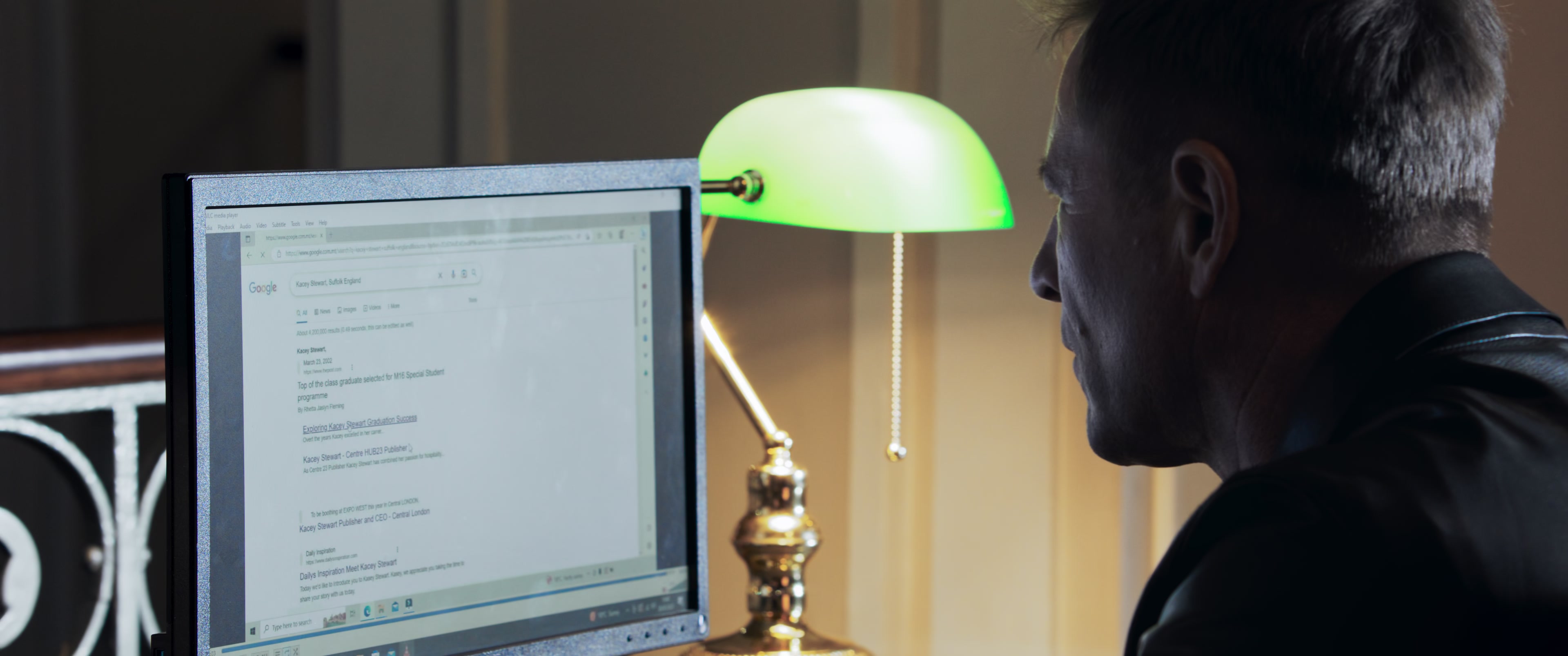 Microsoft Windows OS And Edge Browser (Scene 1) In Classified (2024)