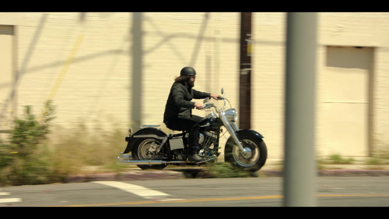 Harley-Davidson Motorcycle in The Lincoln Lawyer S03E10 "The Gods of Guilt" (2024) - 594040