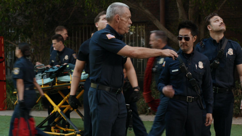 Stryker Transport Stretcher in 9-1-1 S08E04 "No Place Like Home" (2024) - 595088