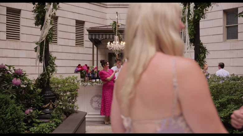 Piper-Heidsieck Champagne, A to Z Wine in Only Murders in the Building S04E10 "My Best Friend's Wedding" (2024) - 603735