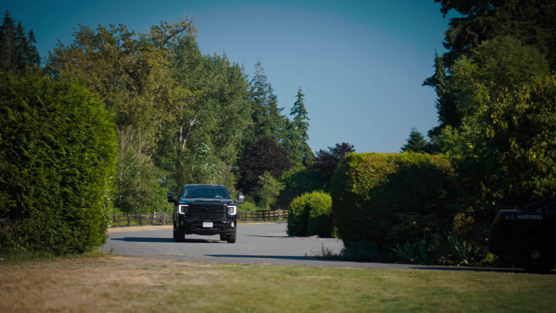 GMC Car (Scene 5) in Tracker S02E01 "Out of the Past" (2024) - 590507