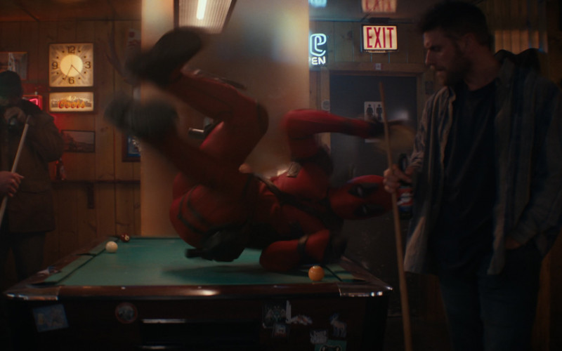 #1828 – ProductPlacementBlog.com – Deadpool & Wolverine (2024) – Product Placement Tracking (Timecode – 00h 30m 27s)