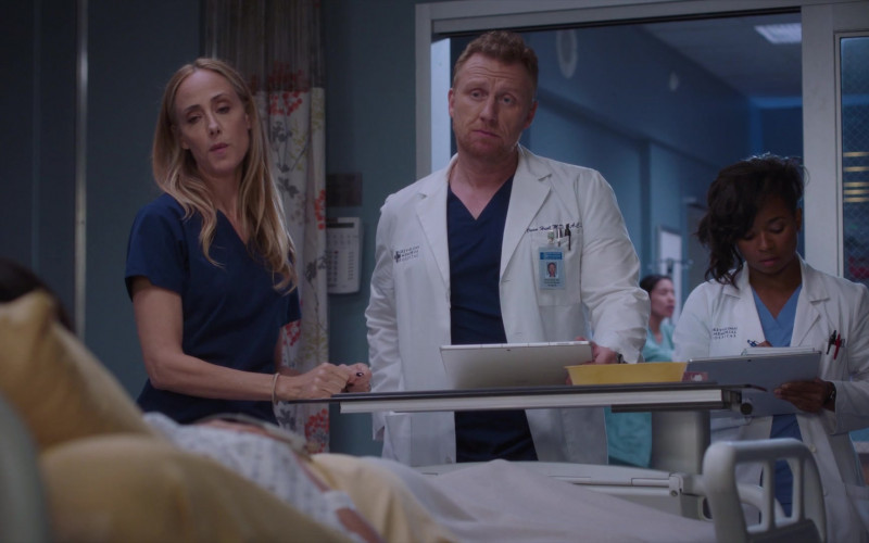 #1885 – ProductPlacementBlog.com – Grey's Anatomy S21E02 (2024) – Product Placement Tracking (Timecode – 00h 31m 24s)