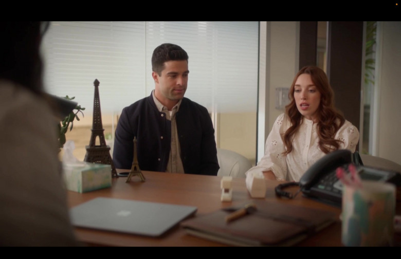 Microsoft Surface Laptop (Scene 10) in Return To Sender (2024) - 604572