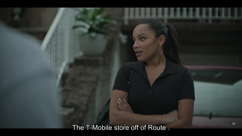 T-Mobile (Verbal) in American Sports Story S01E05 "The Man" (2024) - 585006