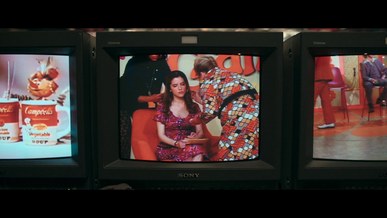 Campbells and Sony Trinitron in Woman of the Hour (2023) - 594798