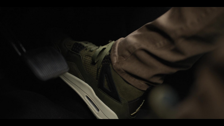 Nike Air Jordan Sneakers in The Lincoln Lawyer S03E05 "What Happens in Victorville" (2024) - 593266