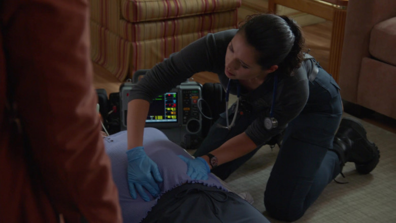 3M Littmann Stethoscope in Chicago Fire S13E04 "Through the Skin" (2024) - 596125