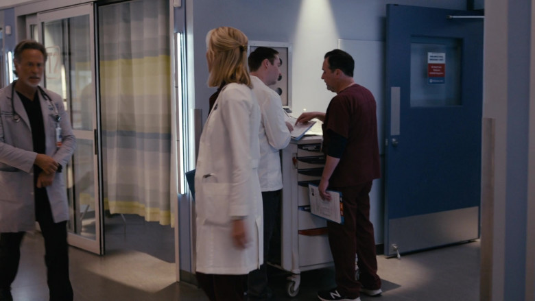 New Balance Sneakers in Chicago Med S10E02 "Bite Your Tongue" (2024) - 581445