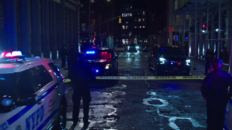 Chevrolet SUV (Scene 1) in Law & Order - Special Victims Unit S26E03 "Divide and Conquer" (2024) - 595624