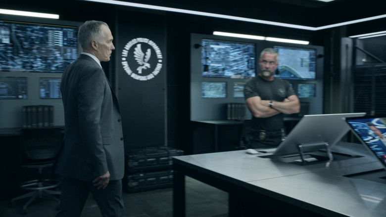 Microsoft Surface Studio AIO Computers (Displacement) (Scene 1) in S.W.A.T. S08E01 "Vanished" (2024) - 597605