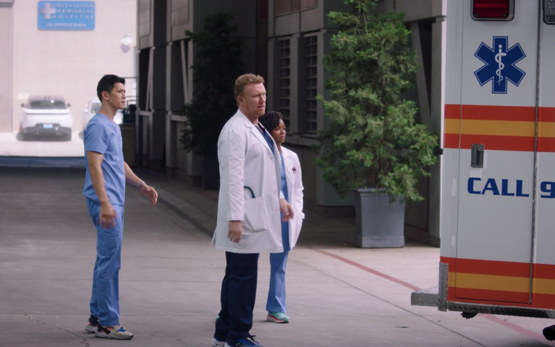 #562 – ProductPlacementBlog.com – Grey's Anatomy S21E02 (2024) – Product Placement Tracking (Timecode – 00h 09m 21s)