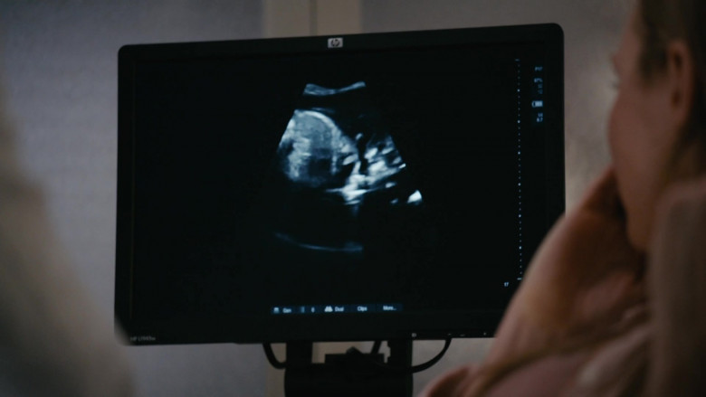 HP Monitor in Chicago Med S10E02 "Bite Your Tongue" (2024) - 581428