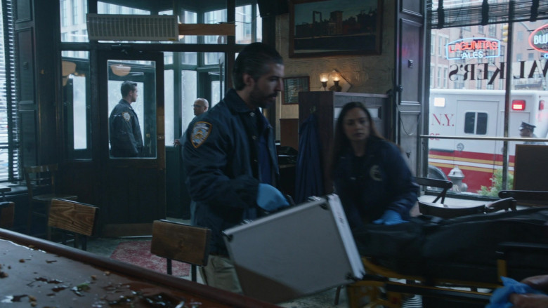 Lagunitas SIgn in Blue Bloods S14E12 "Without Fear or Favor" (2024) - 603519