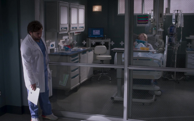 #823 – ProductPlacementBlog.com – Greys Anatomy S21E03 (2024) – Product Placement Tracking (Timecode – 00h 13m 42s)