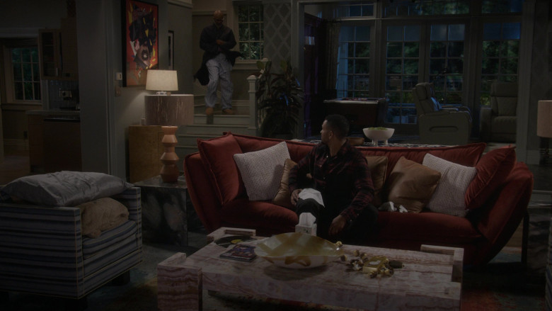 Ferrero Rocher Chocolates in Poppa's House S01E02 "Sleepover" (2024) - 603801