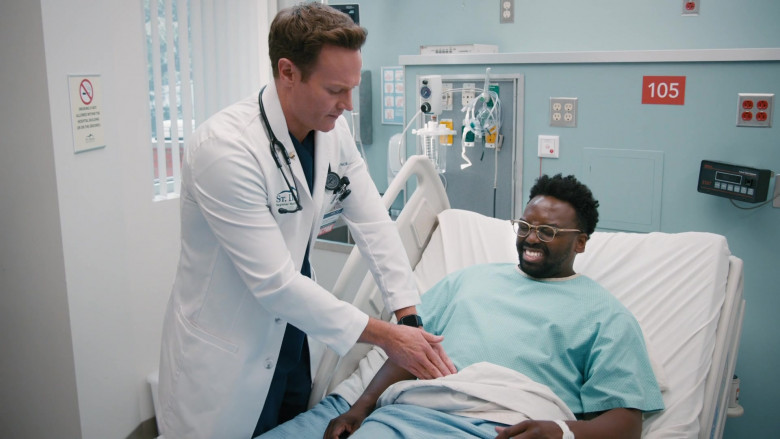 3M Littmann Stethoscope and Apple Watches in St. Denis Medical S01E04 "Salamat You Too" (2024) - 634694