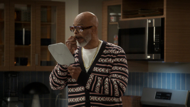 Gucci Cardigan in Poppa's House S01E03 "Podcast" (2024) - 609617