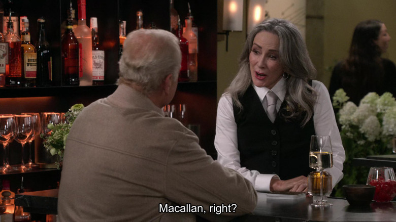 Macallan (Verbal) in Frasier S02E09 "Murder Most Finch" (2024) - 612096