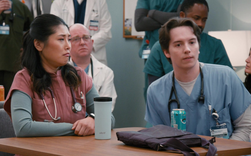 #1211 – ProductPlacementBlog.com – St. Denis Medical S01E02 (2024) – Product Placement Tracking (Timecode – 00h 20m 10s)