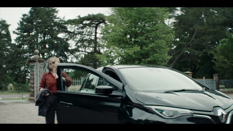 Renault Car in Sherwood S02E03 (2024) - 617772