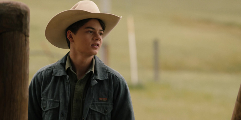 Patagonia Jacket in Yellowstone S05E09 "Desire Is All You Need" (2024) - 616316