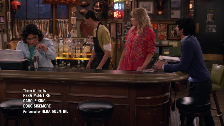 Malibu, Seagram's Gin, Grey Goose Vodka, OBAN in Happy's Place S01E04 "Fish Fry Monday" (2024) - 614841