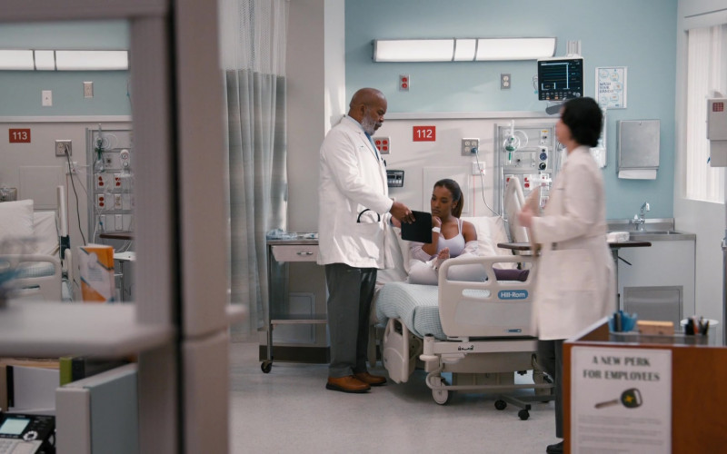 #136 – ProductPlacementBlog.com – St. Denis Medical S01E02 (2024) – Product Placement Tracking (Timecode – 00h 02m 15s)