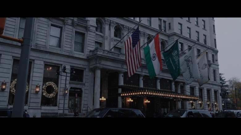 Fairmont and The Plaza in Meet Me Next Christmas (2024) - 611519