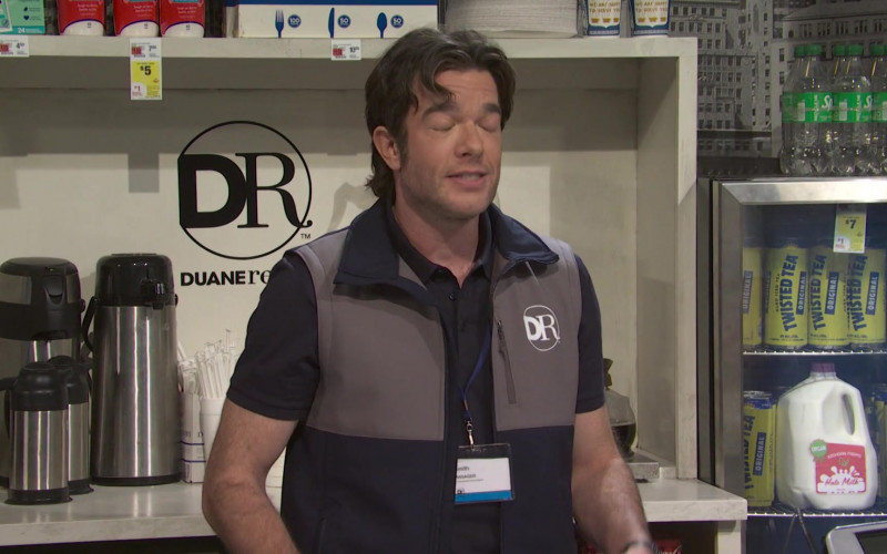 #1798 – ProductPlacementBlog.com – Saturday Night Live S50E05 (2024) – Product Placement Tracking (Timecode – 00h 29m 57s)