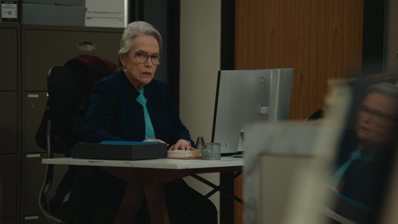 Dell Monitors in Matlock S01E04 "The Rabbit and the Hawk" (2024) - 607153