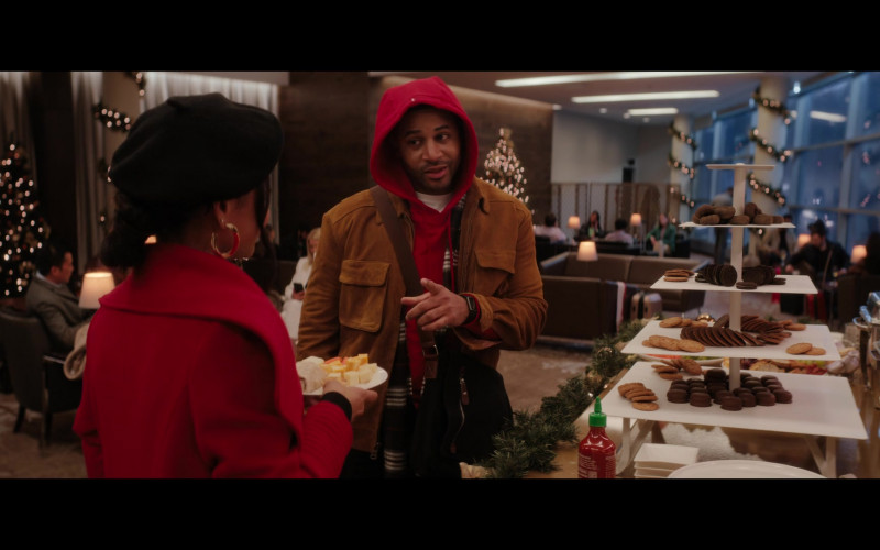 #193 – ProductPlacementBlog.com – Meet Me Next Christmas (2024) – Product Placement Tracking (Timecode – 00h 03m 12s)