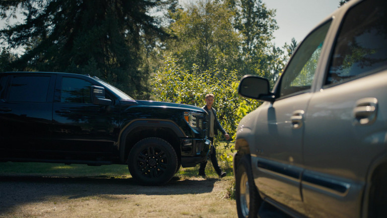 GMC Car (Scene 1) in Tracker S02E05 "Preternatural" (2024) - 616101