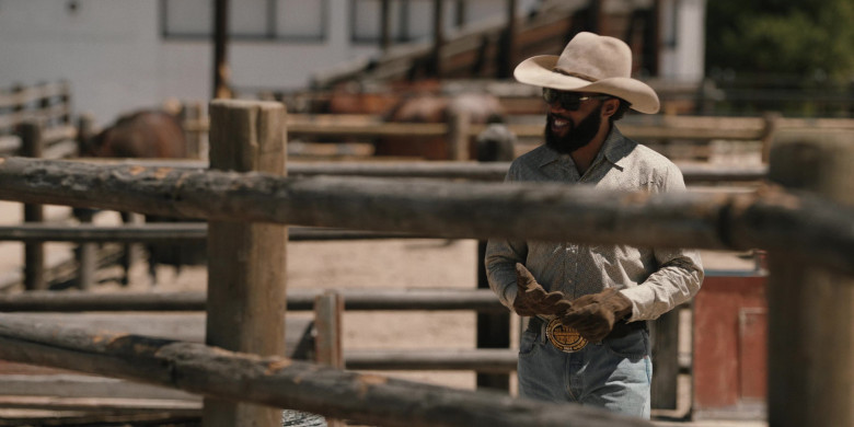 Persol Sunglasses in Yellowstone S05E09 "Desire Is All You Need" (2024) - 616320