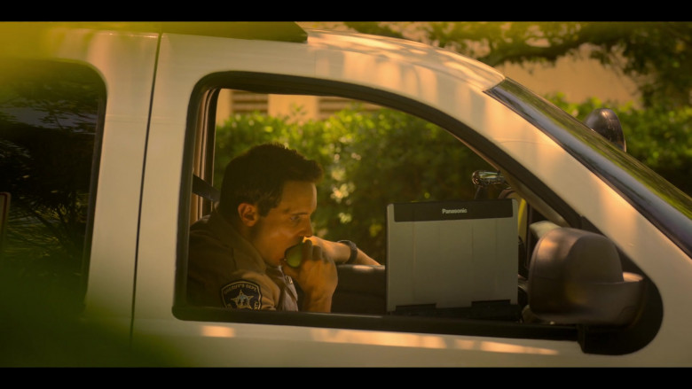 Panasonic Laptop in Outer Banks S04E08 "Decision Day" (2024) - 612279