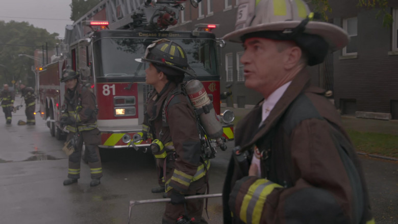 3M Scott SCBA in Chicago Fire S13E06 "Bird of Prey" (2024) - 611781