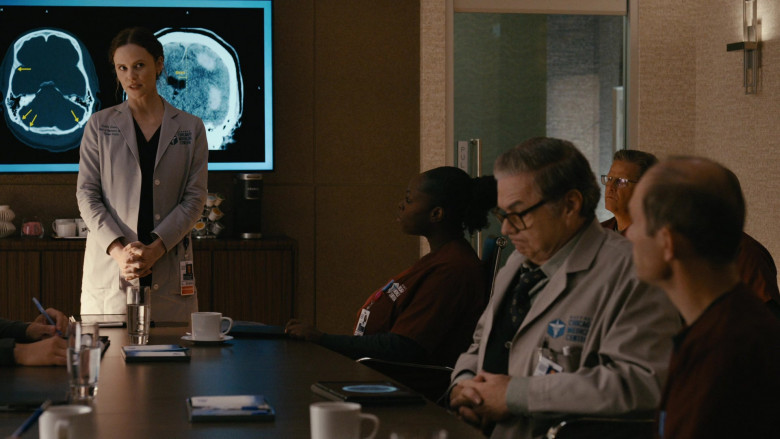 Keurig Coffee Maker in Chicago Med S10E07 "Family Matters" (2024) - 619612