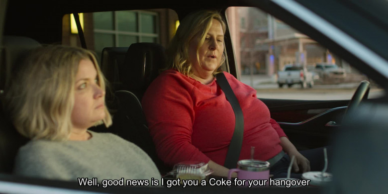 Coca-Cola Coke (Verbal) in Somebody Somewhere S03E04 "What if it spreads?" (2024) - 623636