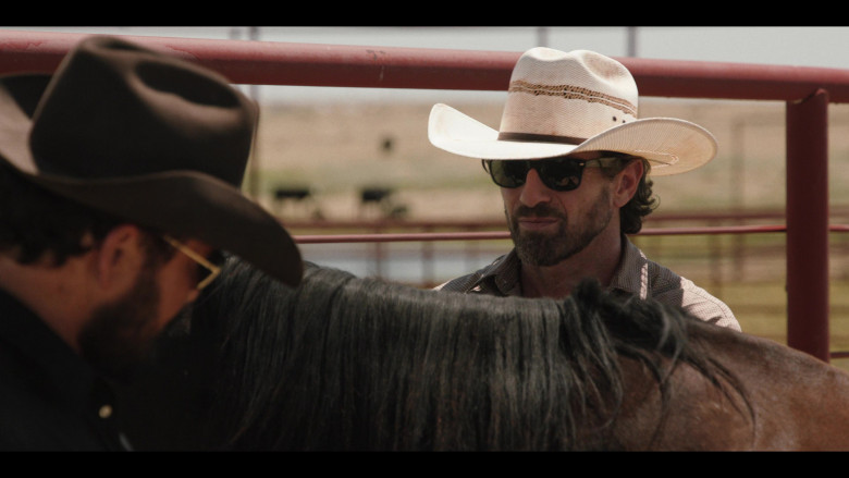 Ray-Ban Sunglasses in Yellowstone S05E10 "The Apocalypse of Change" (2024) - 624377